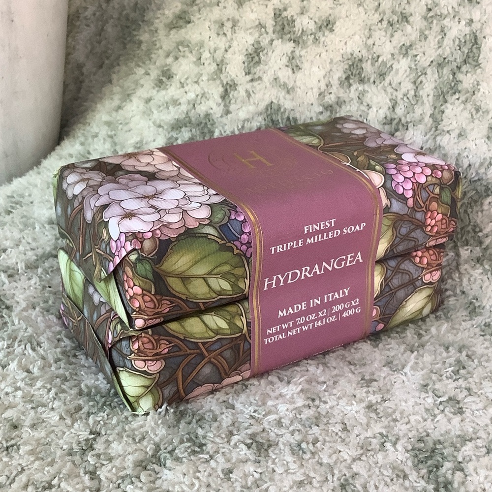 Hopificio Firenze Hydrangea Triple-Milled Soap Made in Italy NWT two bars 2x7oz - Picture 13 of 16